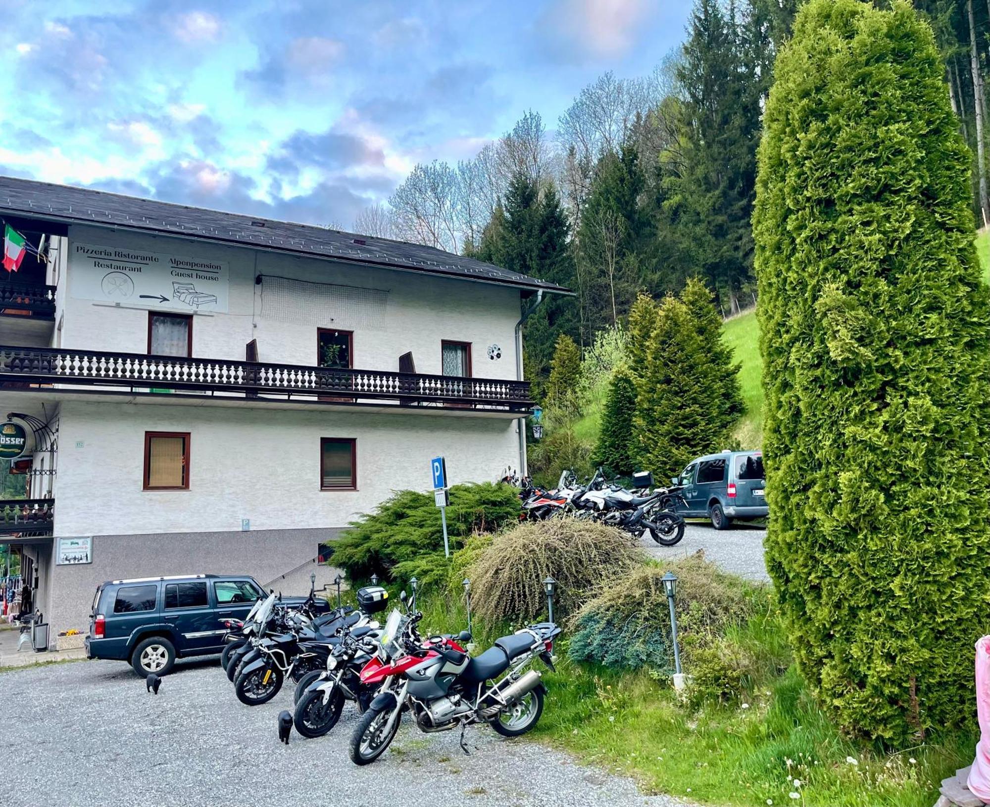Alpenpension Gasthof Ratten Exterior photo